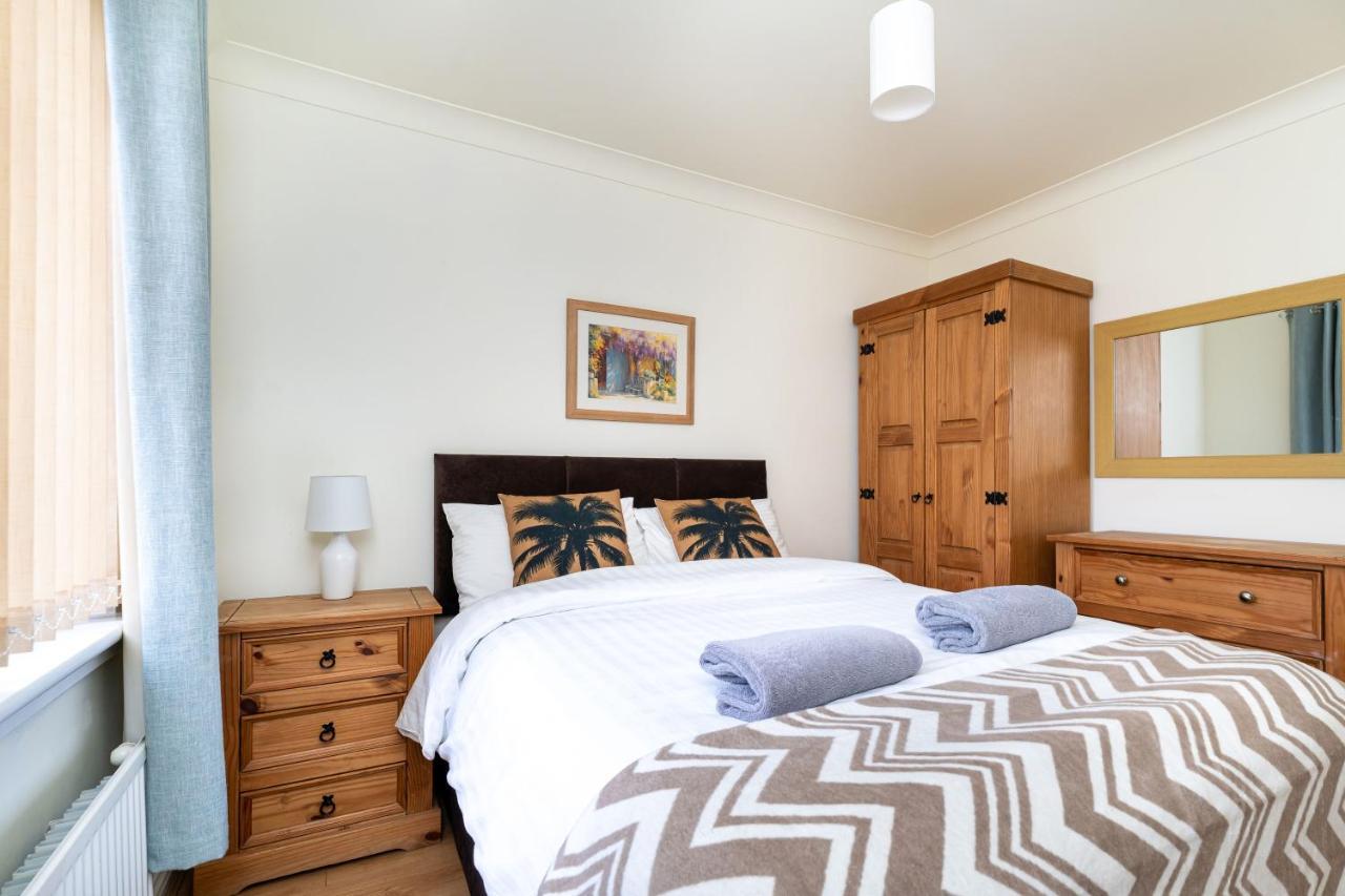 4 Bedroom Townhouse In Stirling Extérieur photo