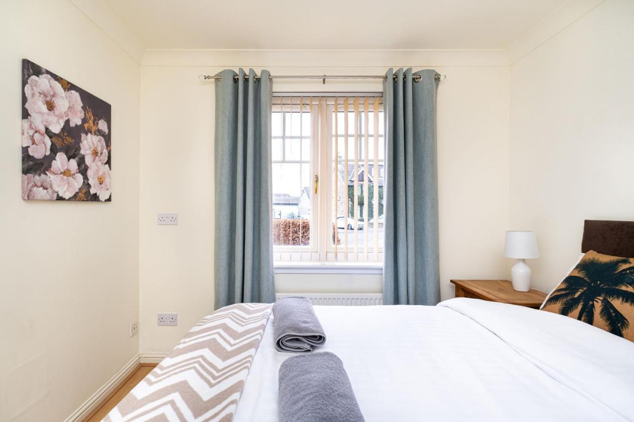 4 Bedroom Townhouse In Stirling Extérieur photo