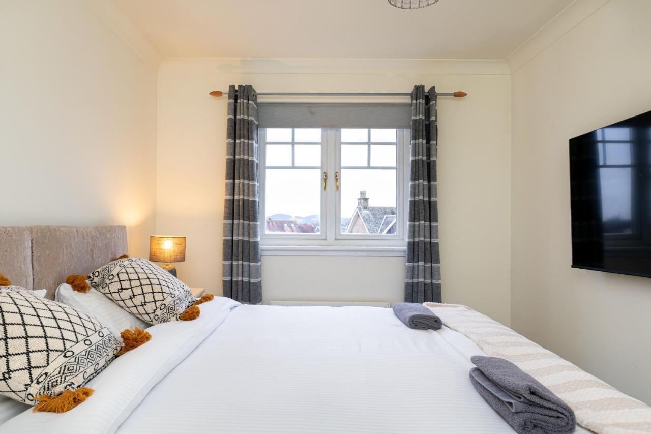 4 Bedroom Townhouse In Stirling Extérieur photo