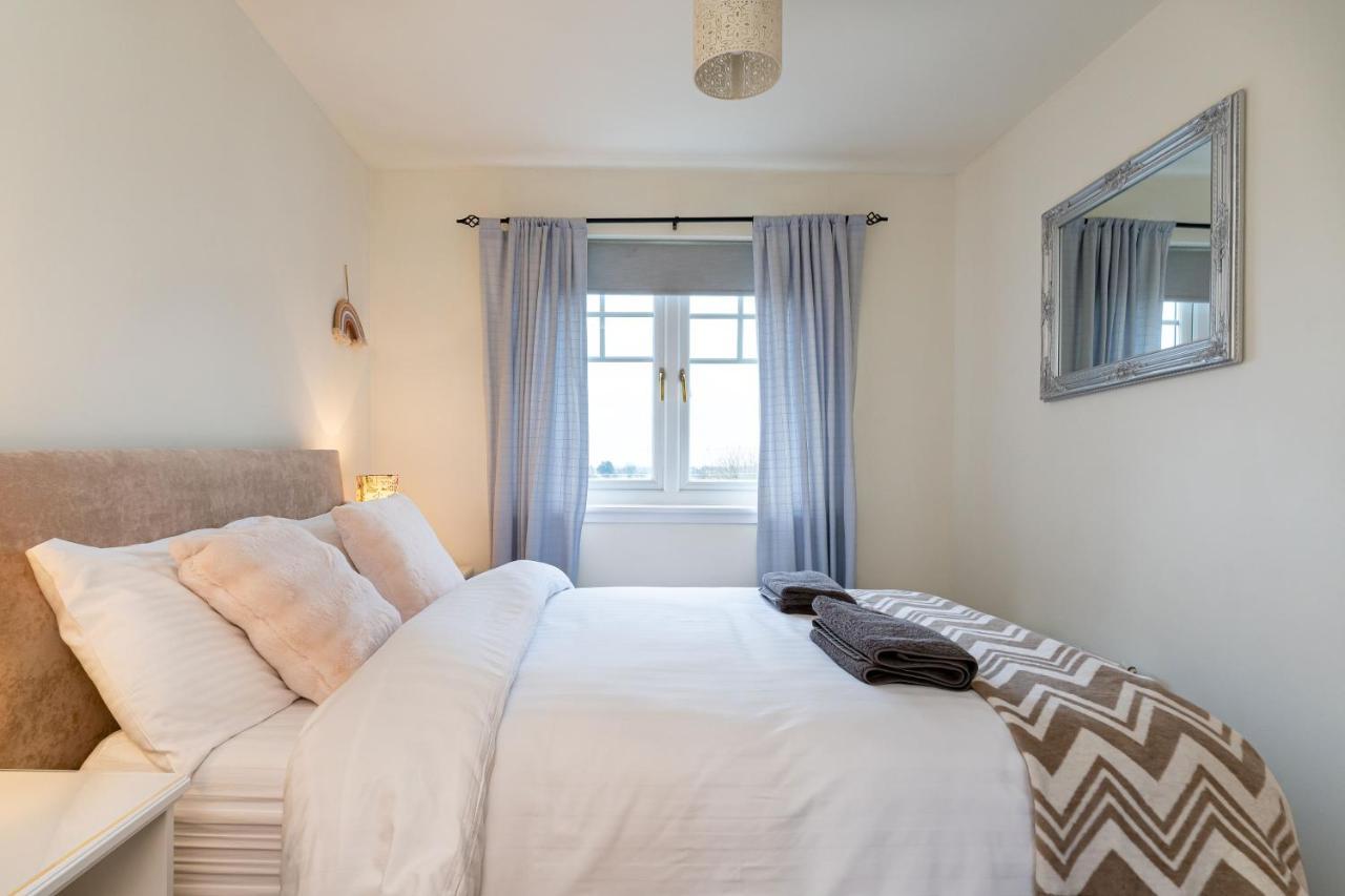 4 Bedroom Townhouse In Stirling Extérieur photo